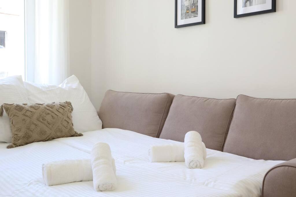 Bloom - Cozy Apartment, 5 Stops To City Center Wien Eksteriør bilde
